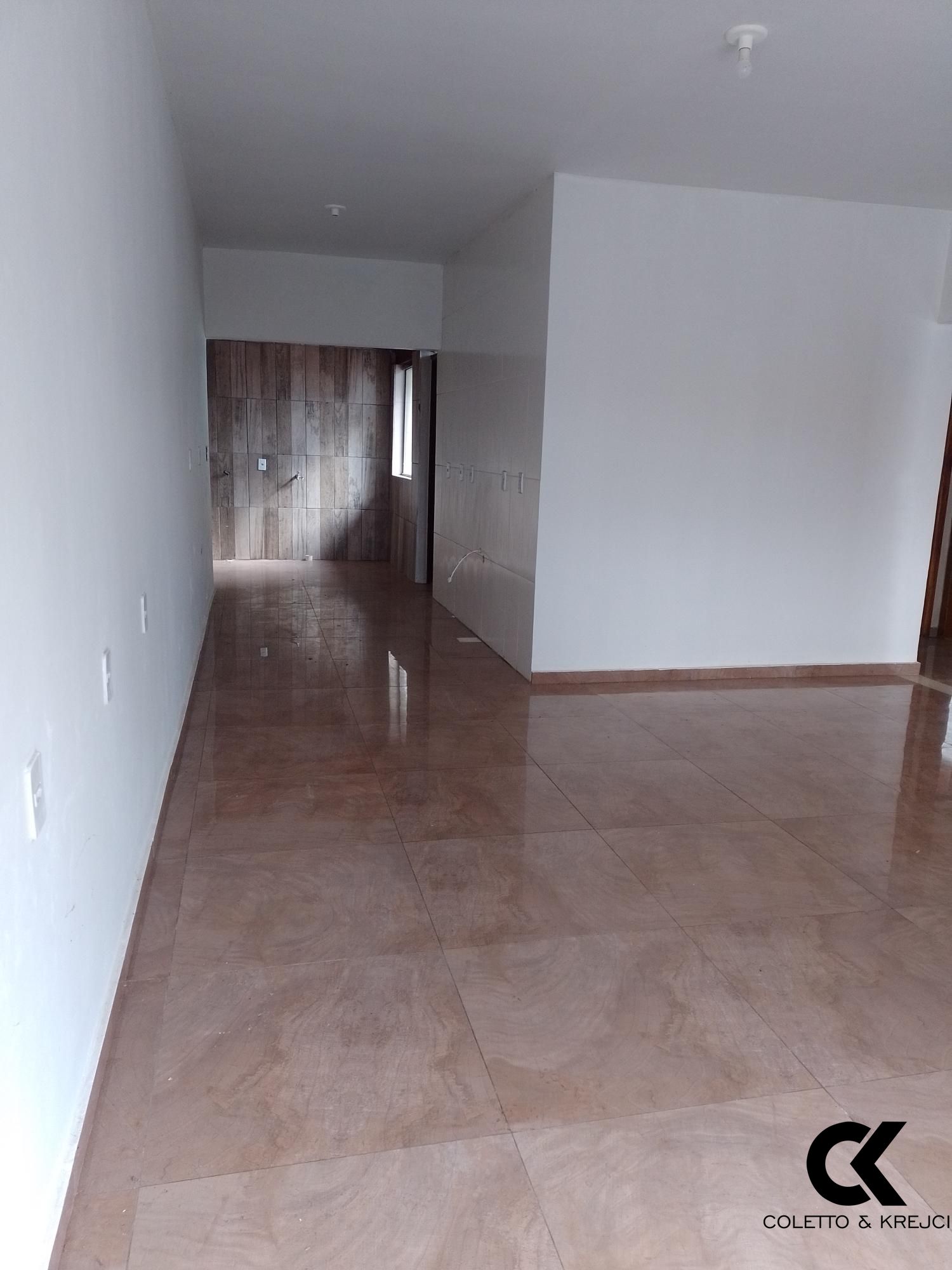 Casa à venda com 3 quartos, 81m² - Foto 5