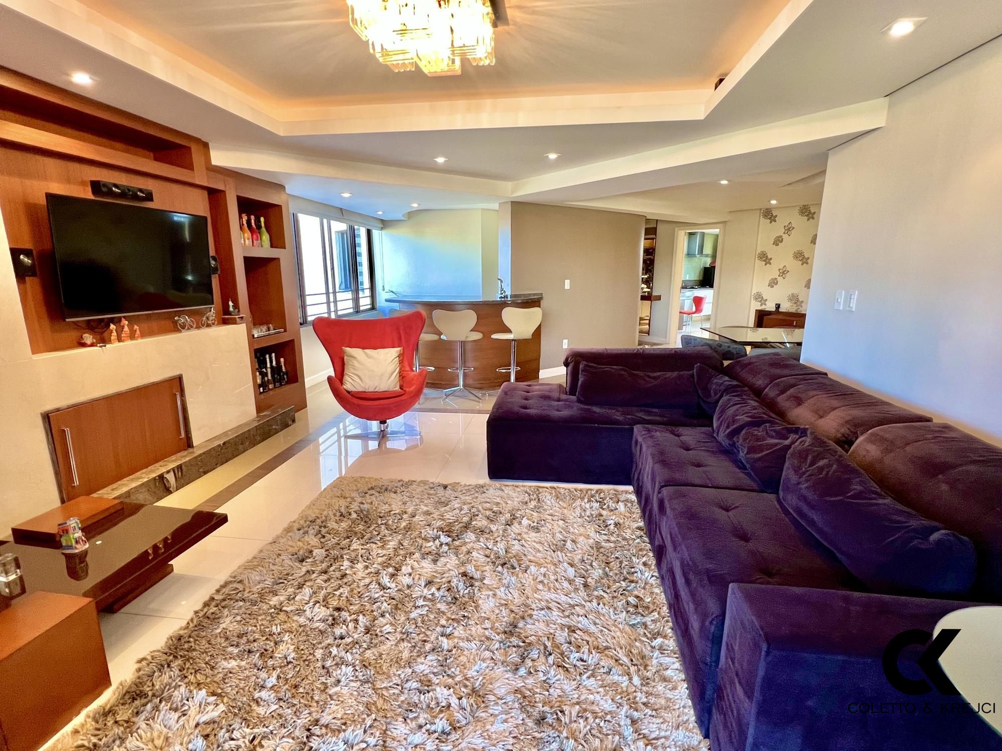 Apartamento, 3 quartos, 200 m² - Foto 1