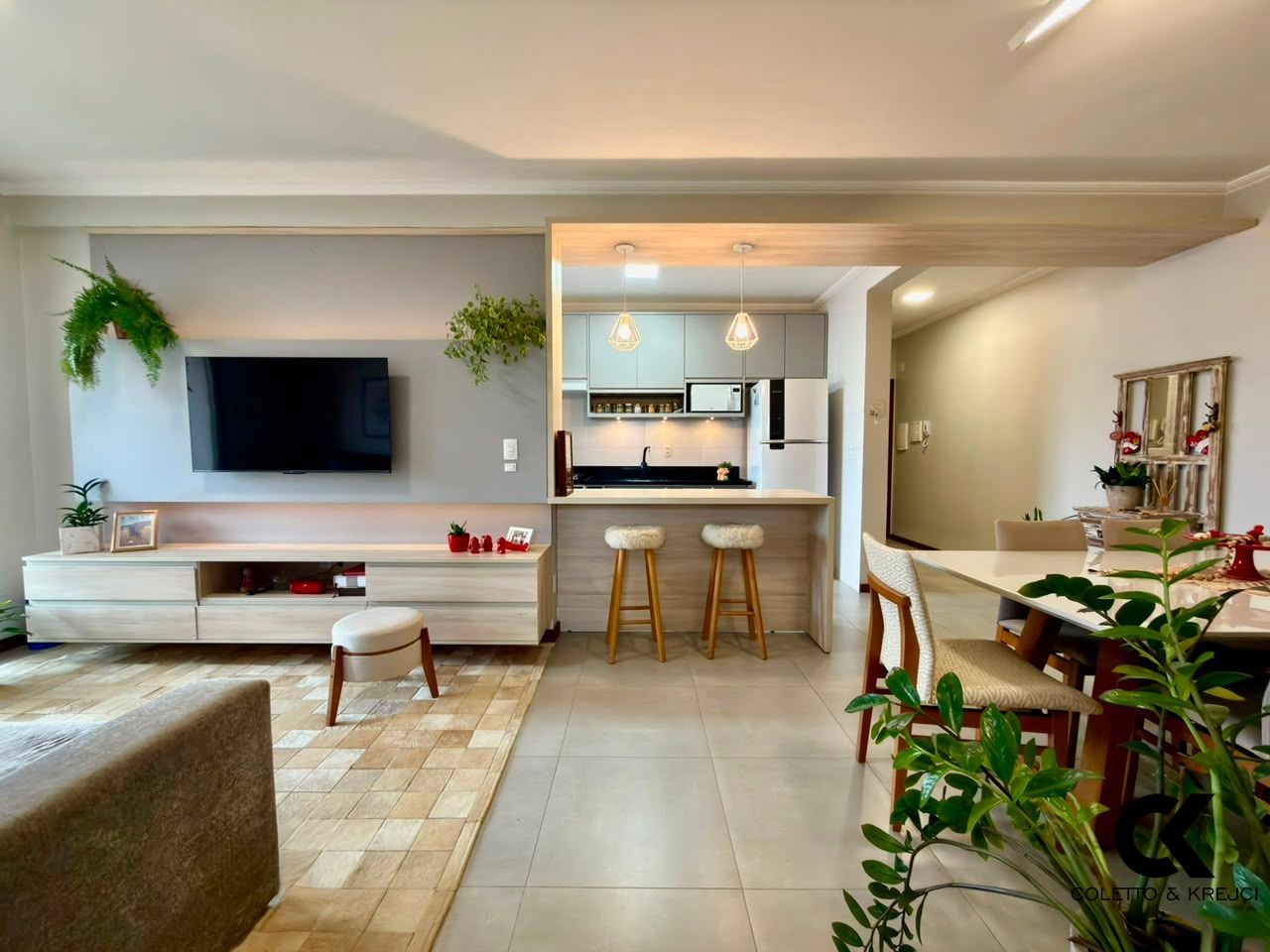 Apartamento, 2 quartos, 77 m² - Foto 1