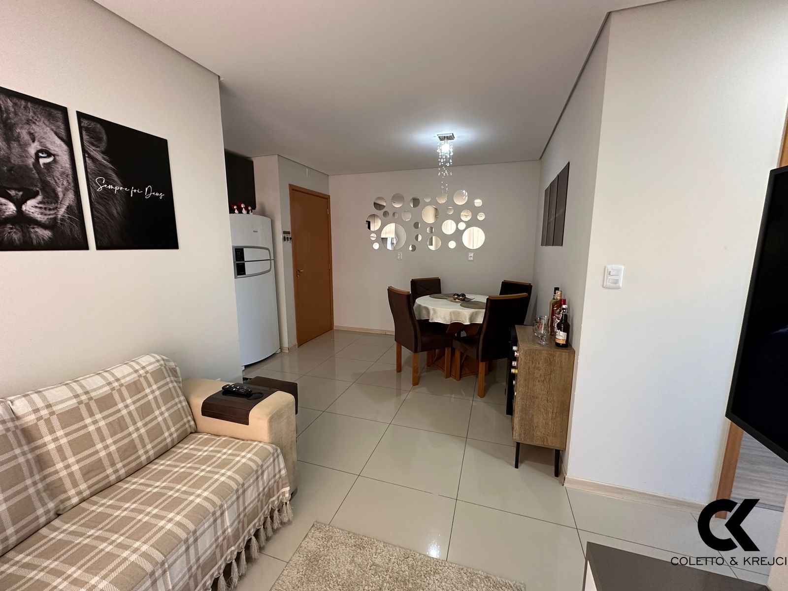 Apartamento à venda com 2 quartos, 51m² - Foto 4