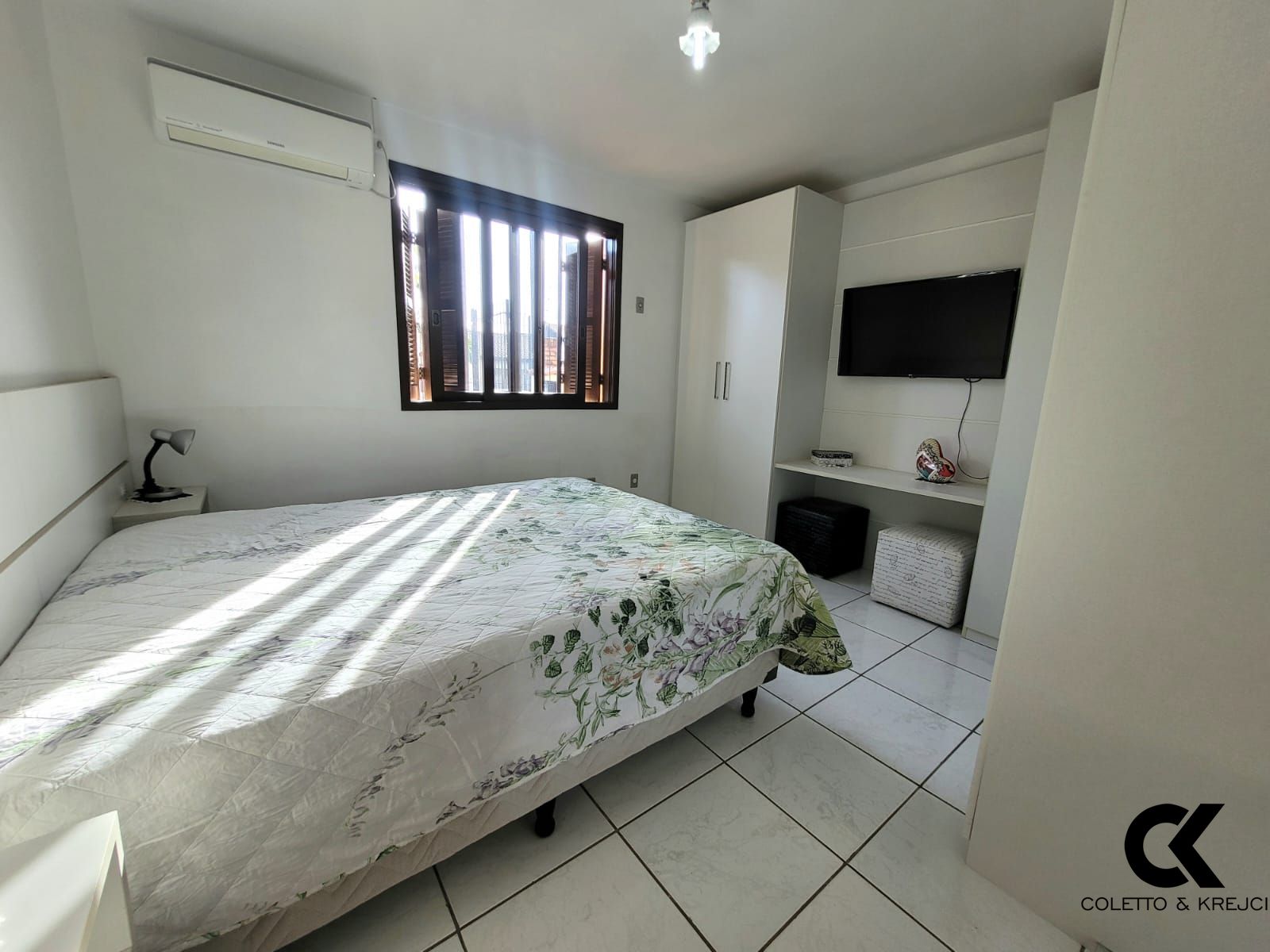 Casa à venda com 3 quartos, 102m² - Foto 7