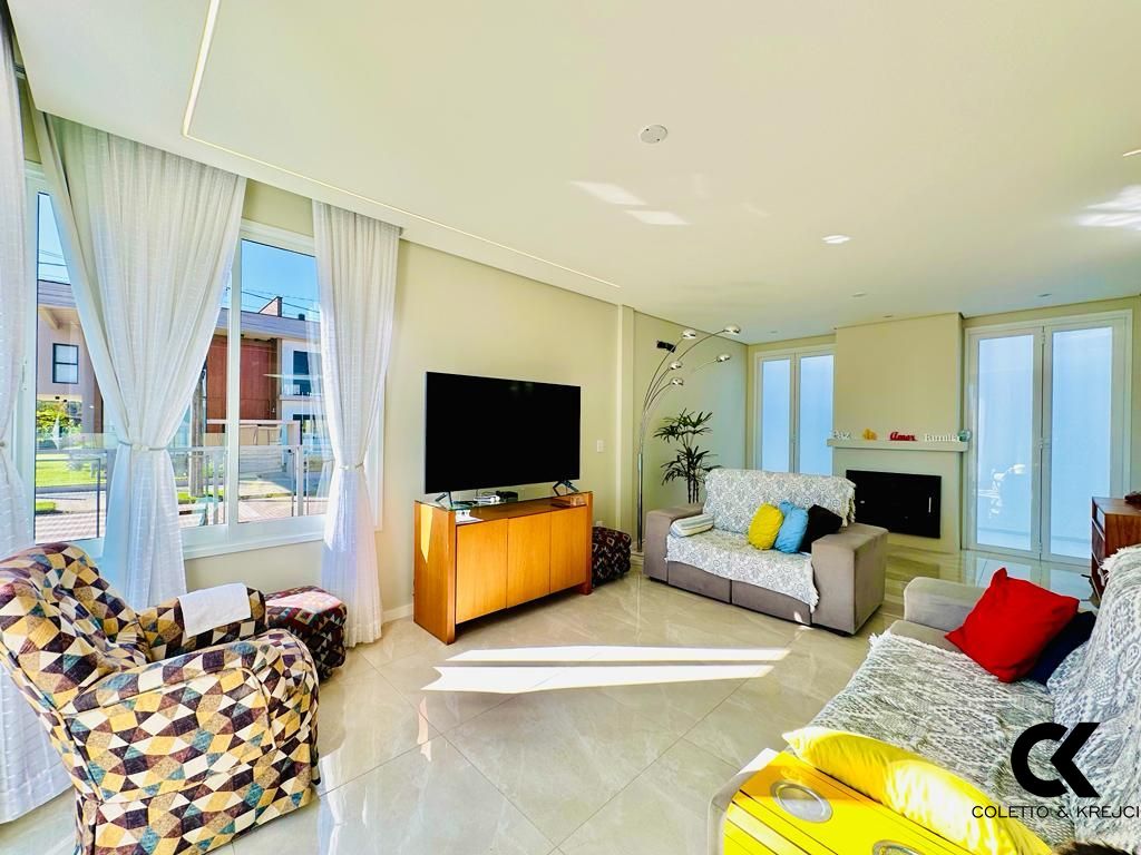 Casa, 4 quartos, 240 m² - Foto 3