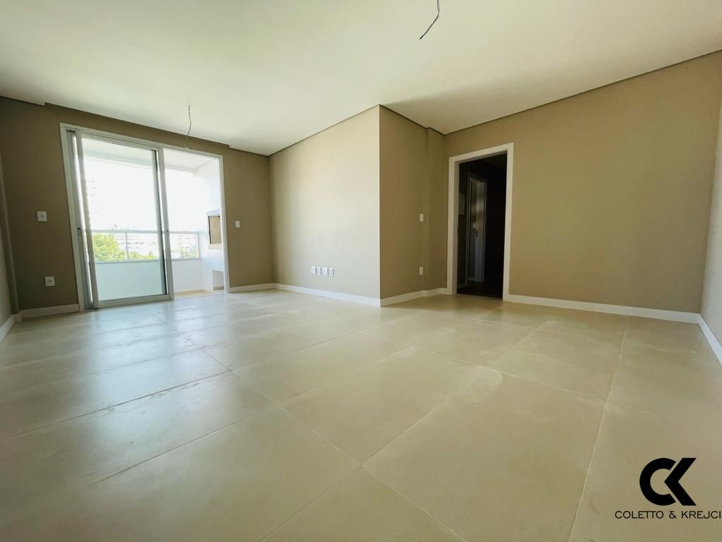 Apartamento à venda com 2 quartos, 102m² - Foto 3