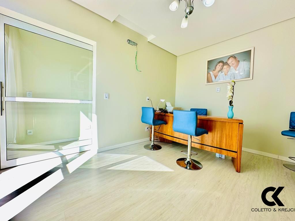 Casa, 4 quartos, 240 m² - Foto 26