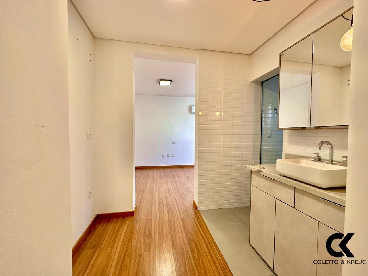 Apartamento à venda com 2 quartos, 95m² - Foto 15