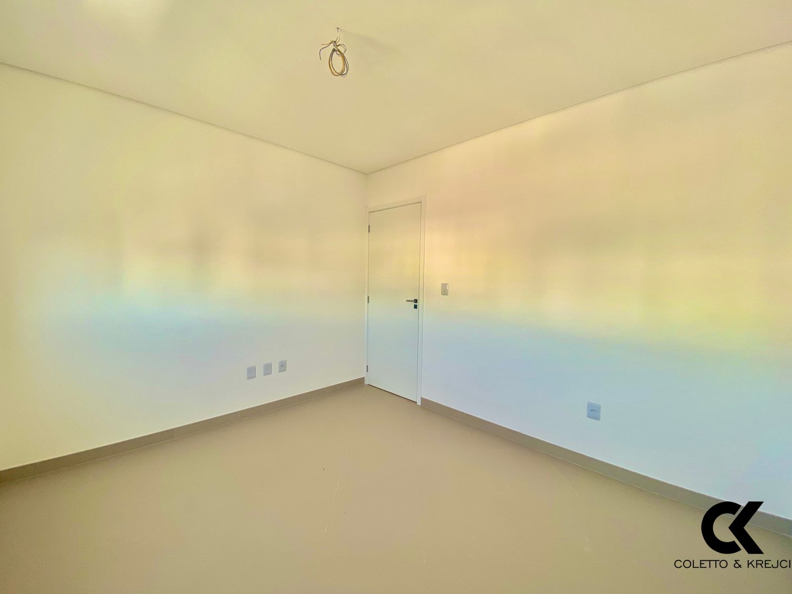 Apartamento à venda com 2 quartos, 68m² - Foto 13