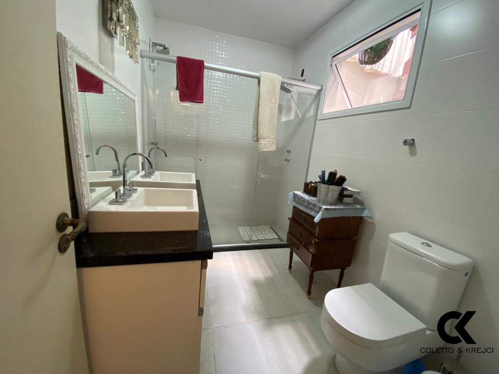 Casa, 4 quartos, 235 m² - Foto 7