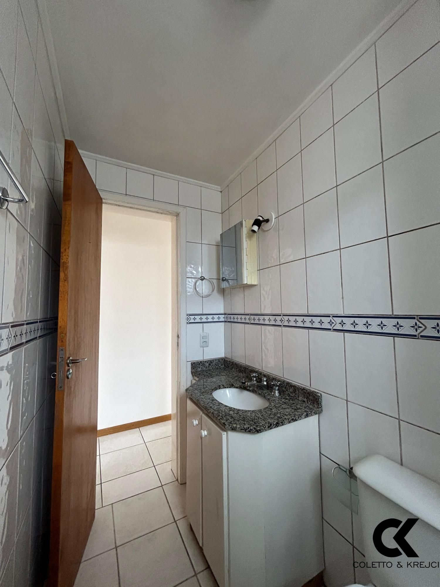 Apartamento à venda com 2 quartos, 62m² - Foto 17