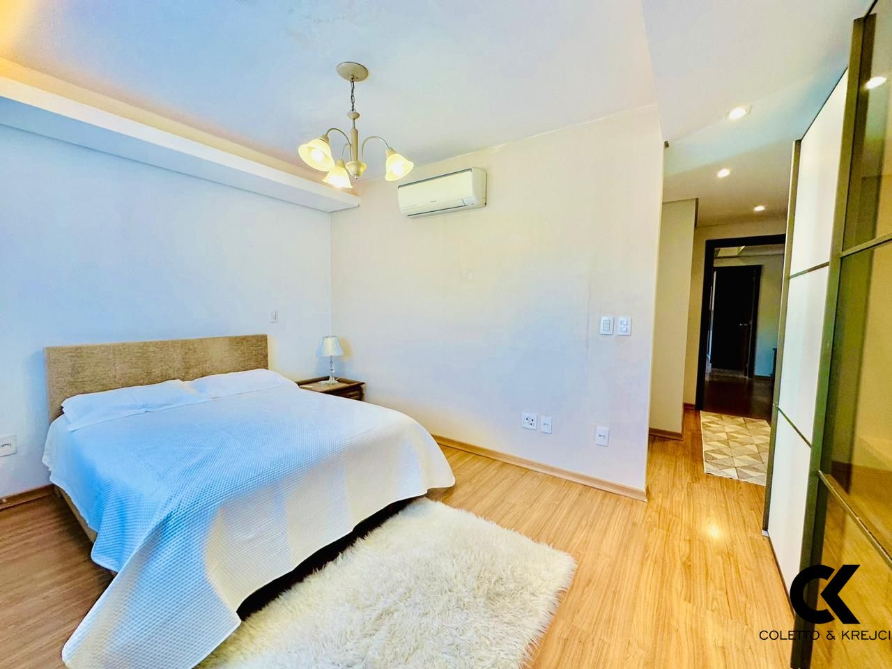 Cobertura à venda com 3 quartos, 214m² - Foto 10