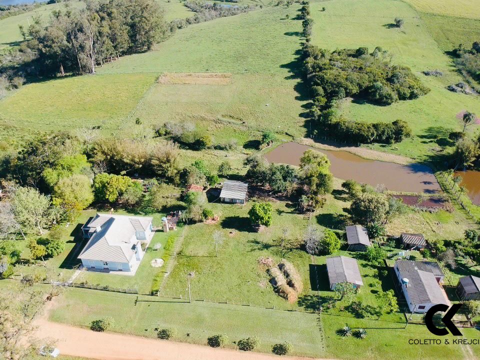 Fazenda à venda com 3 quartos, 195m² - Foto 24