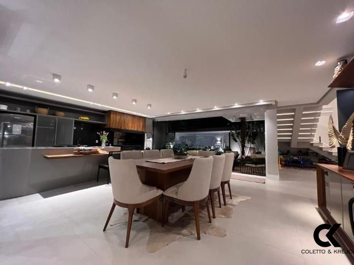 Casa, 3 quartos, 325 m² - Foto 12