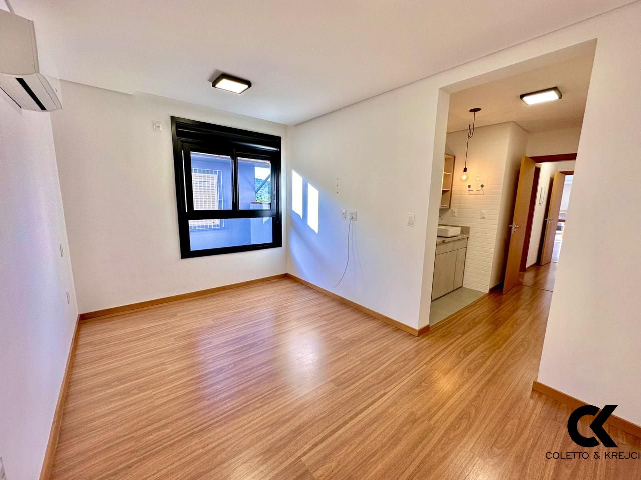 Apartamento à venda com 2 quartos, 95m² - Foto 13