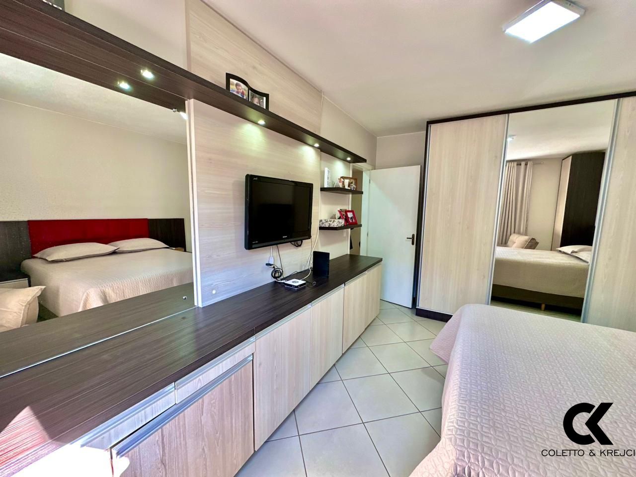 Casa de Condomínio à venda com 2 quartos, 99m² - Foto 12