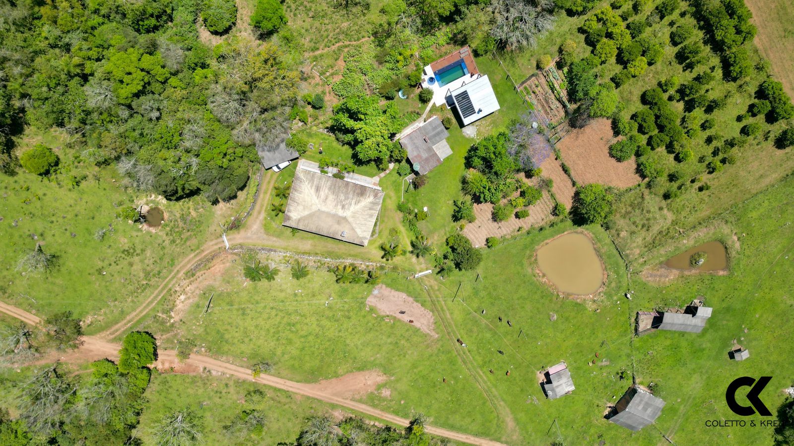 Sítio à venda com 10 quartos, 600m² - Foto 30