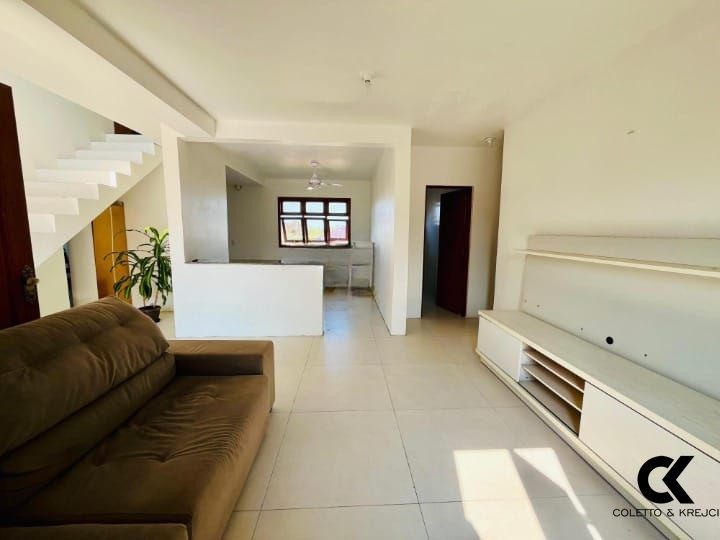 Casa, 3 quartos, 110 m² - Foto 1