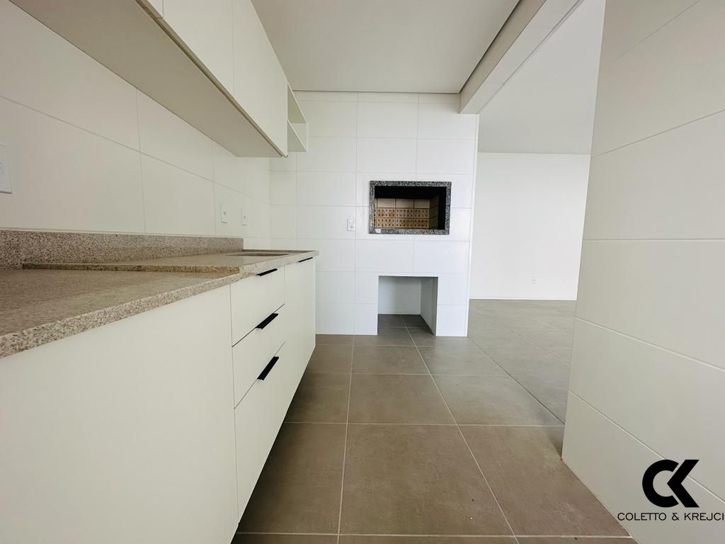 Apartamento à venda com 2 quartos, 82m² - Foto 1