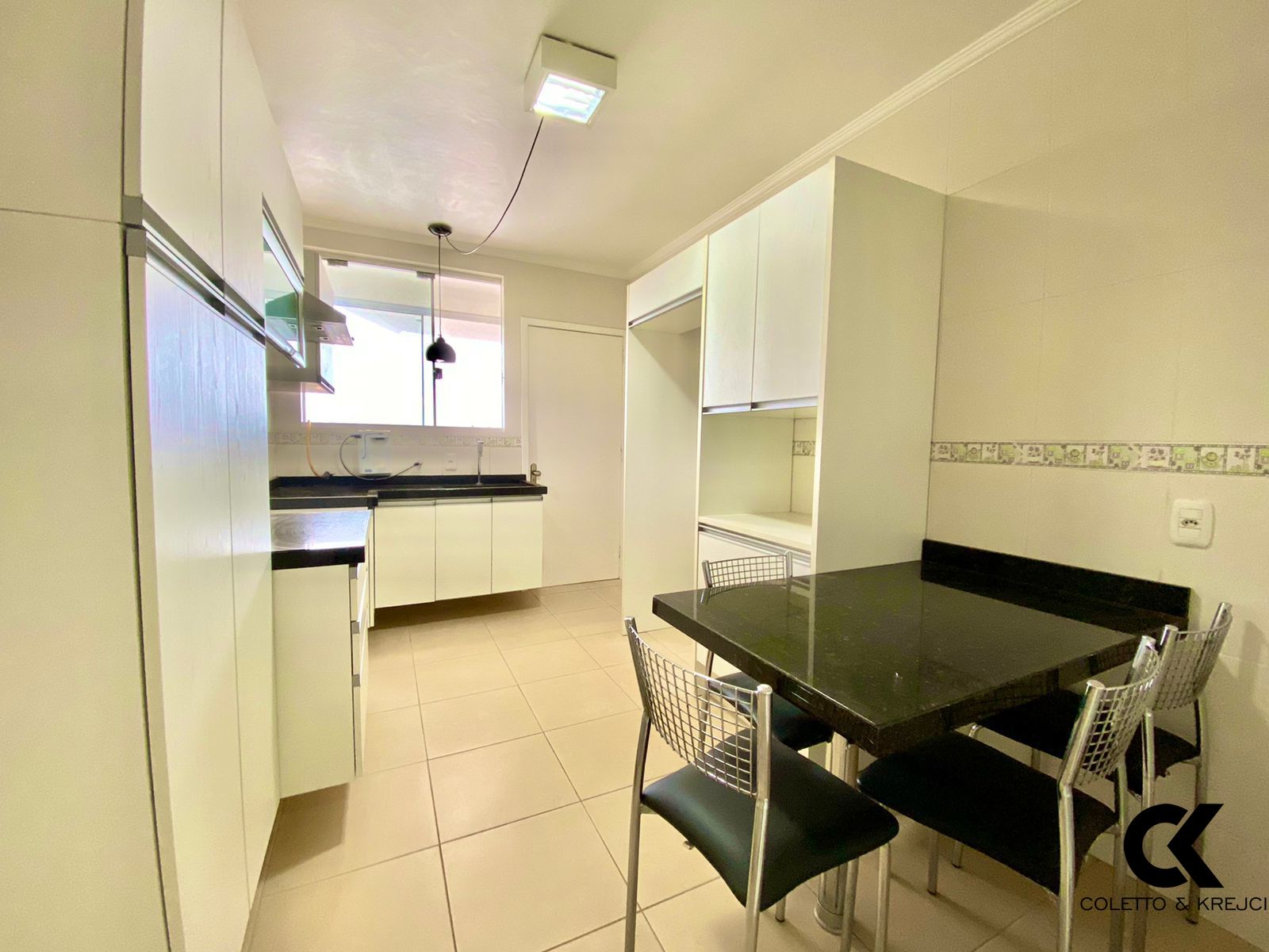 Apartamento à venda com 3 quartos, 115m² - Foto 10