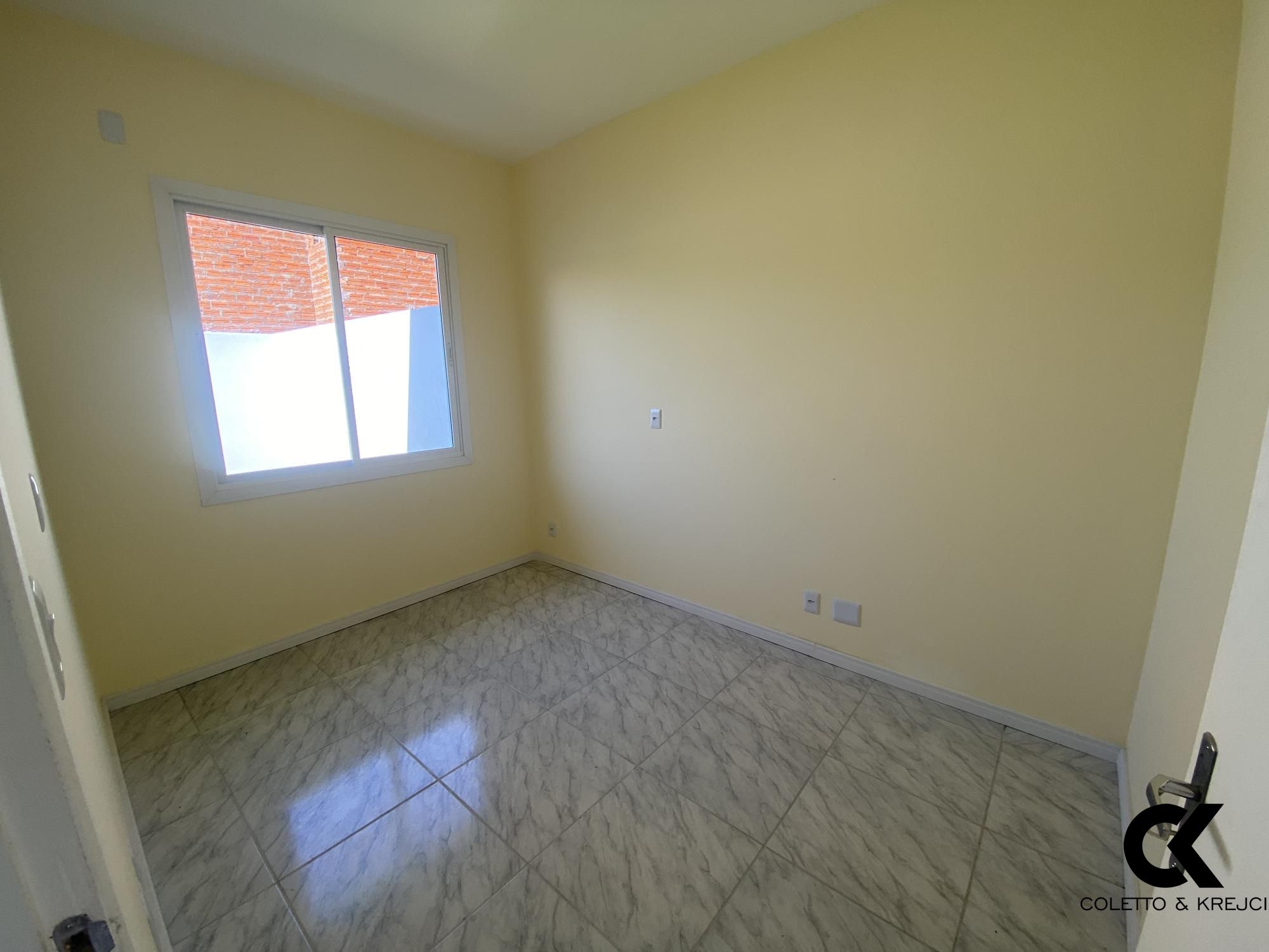 Casa à venda com 2 quartos, 62m² - Foto 8