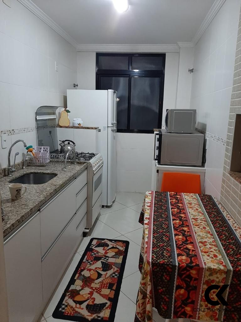 Apartamento à venda com 2 quartos, 68m² - Foto 5