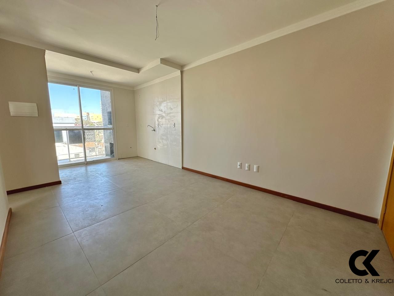 Apartamento à venda com 2 quartos, 55m² - Foto 1