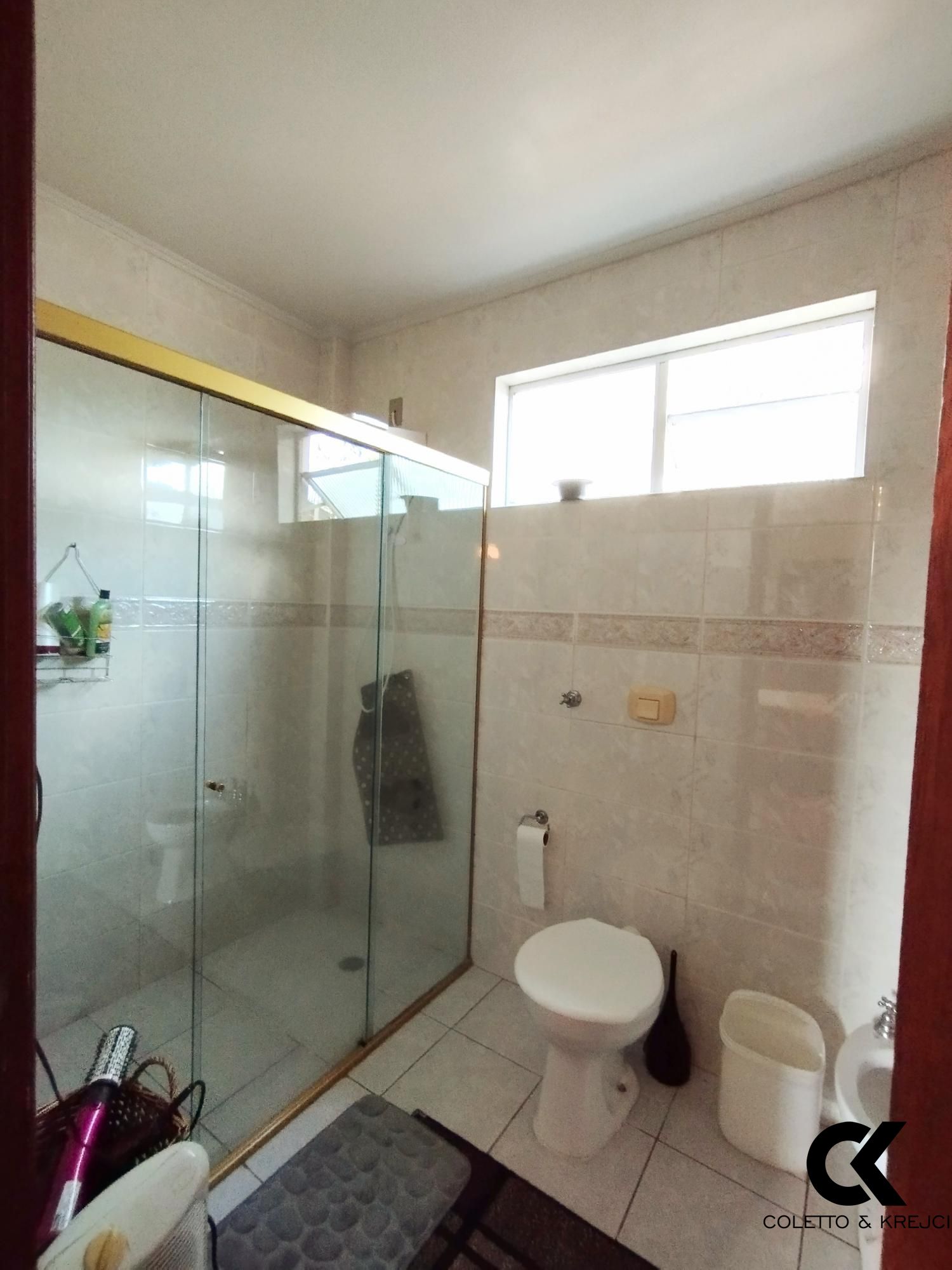 Apartamento à venda com 4 quartos, 242m² - Foto 11