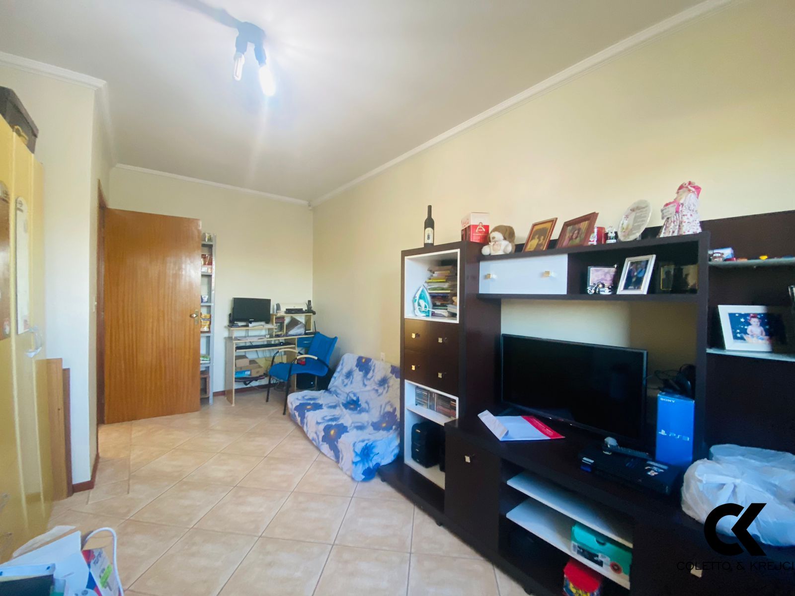 Casa à venda com 3 quartos, 200m² - Foto 11