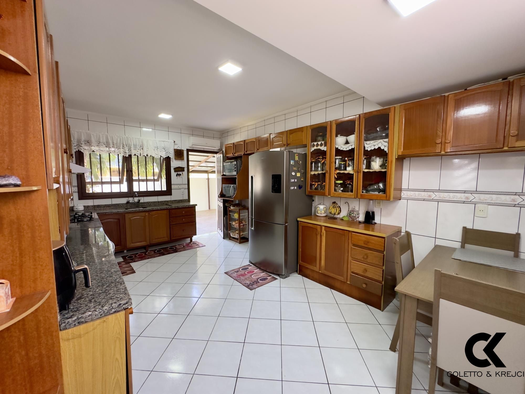 Casa, 4 quartos, 324 m² - Foto 11