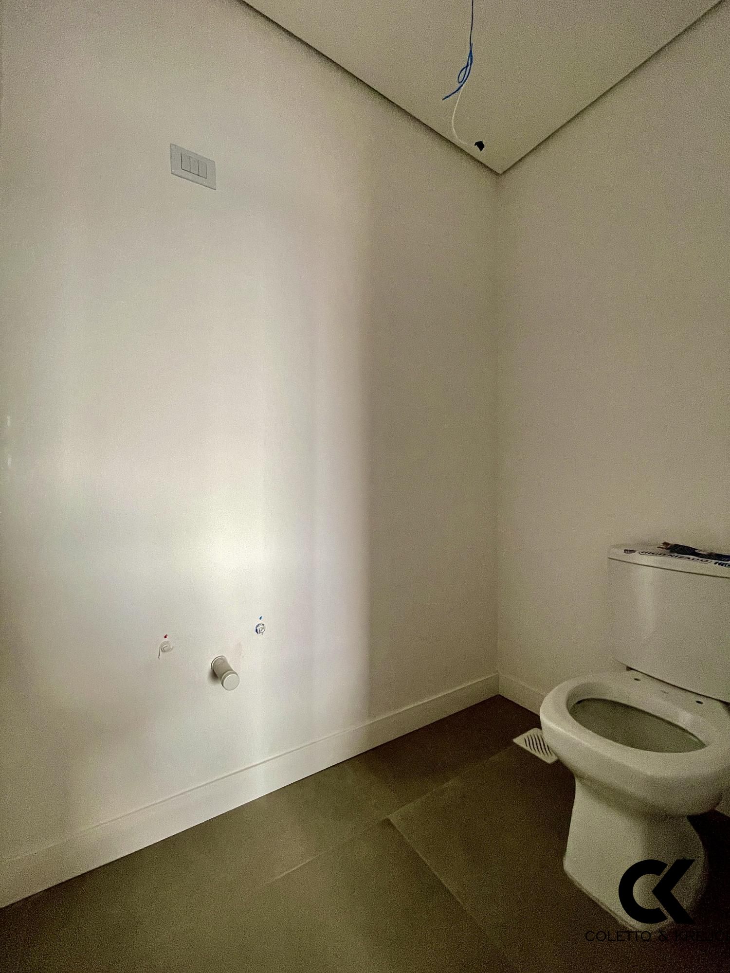 Apartamento à venda com 2 quartos, 66m² - Foto 23