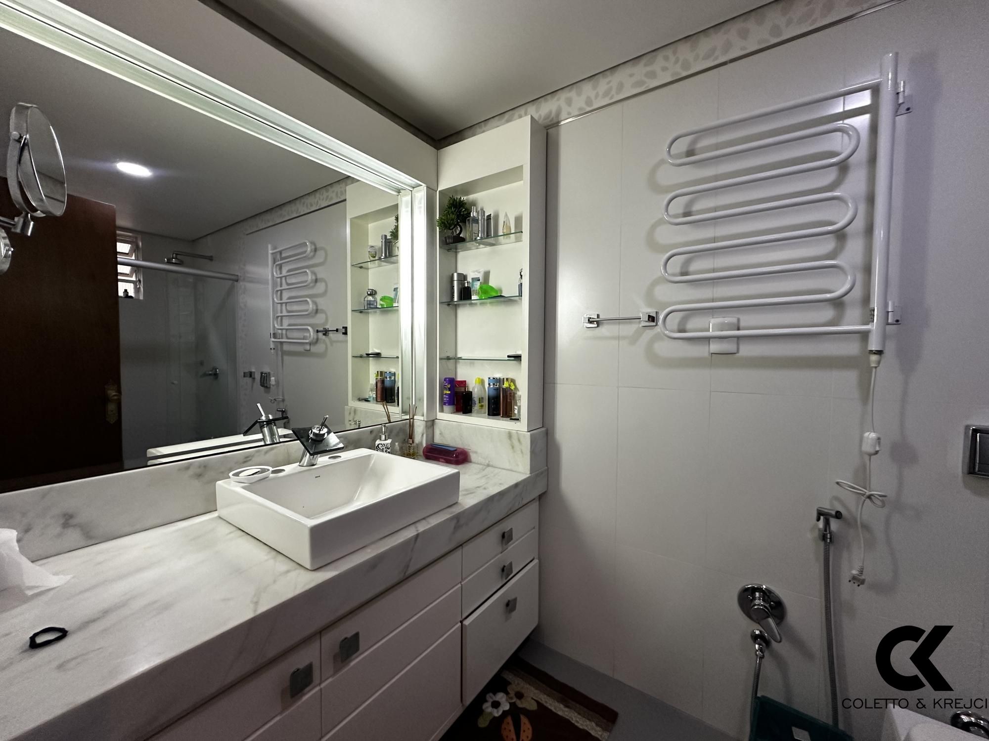 Cobertura, 5 quartos, 325 m² - Foto 13