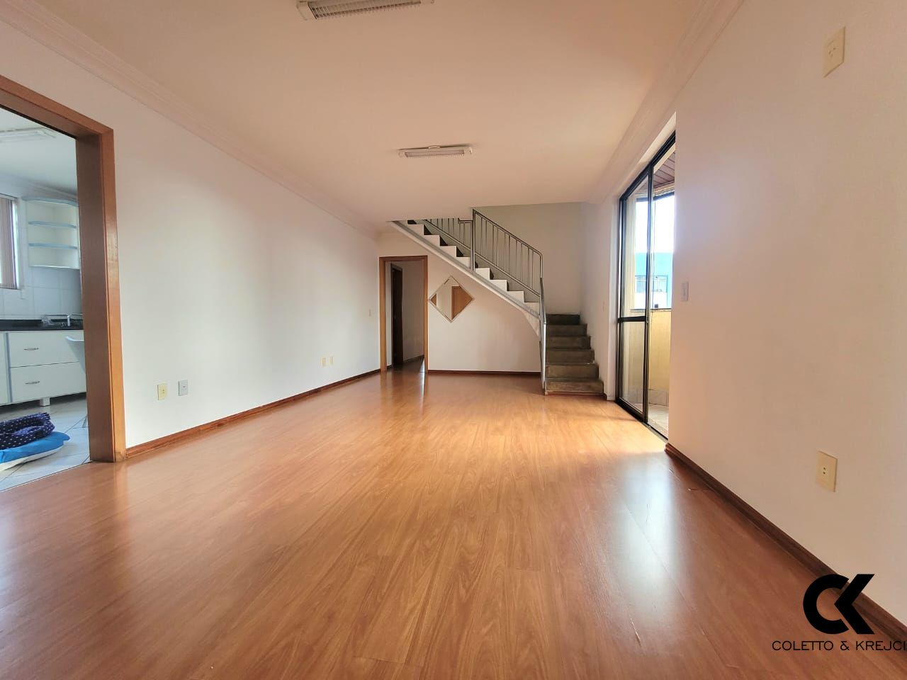 Cobertura à venda com 3 quartos, 170m² - Foto 3