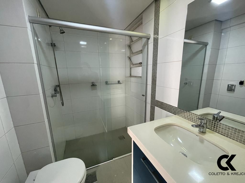 Apartamento à venda com 4 quartos, 141m² - Foto 9