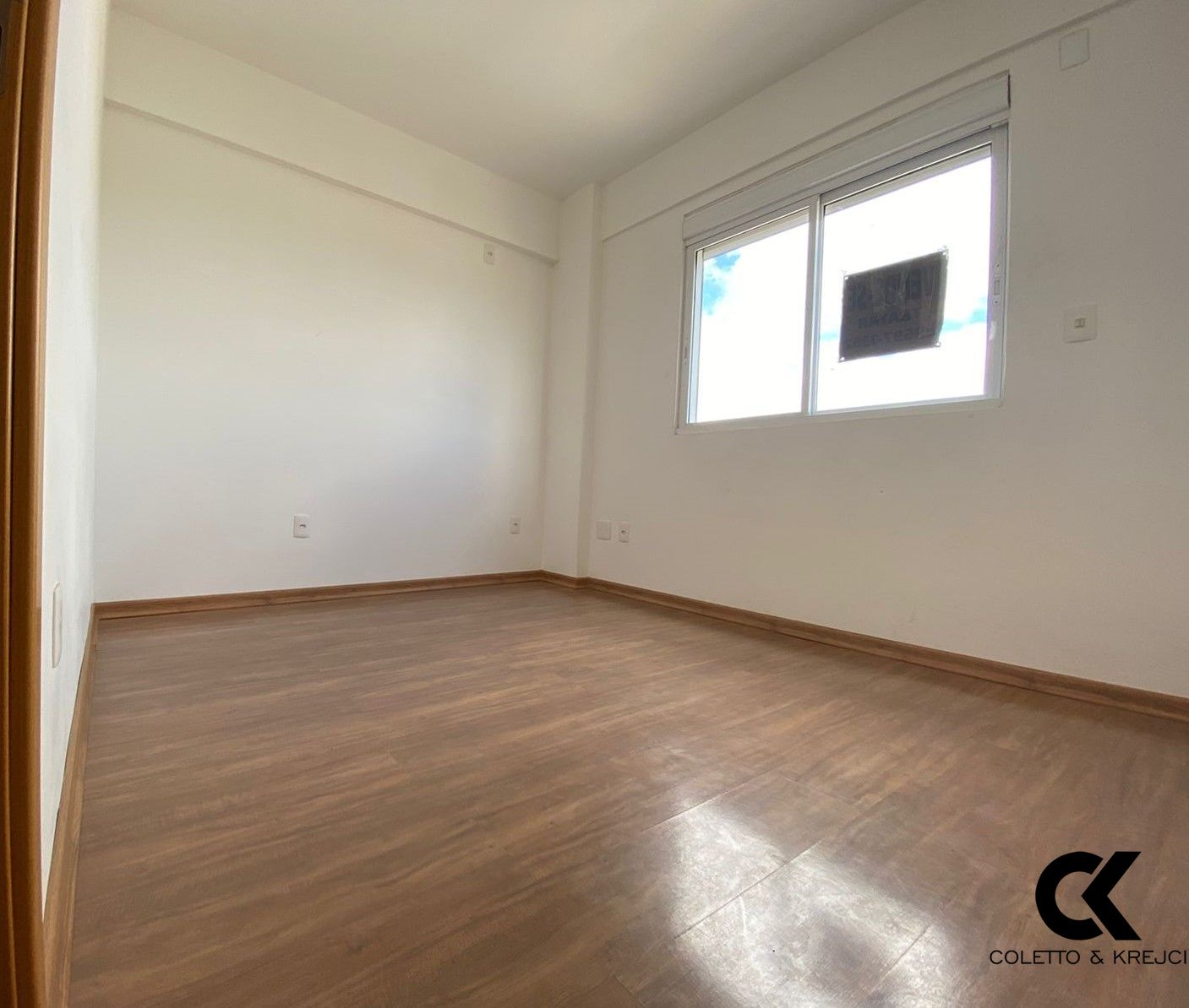 Apartamento à venda com 3 quartos, 108m² - Foto 9