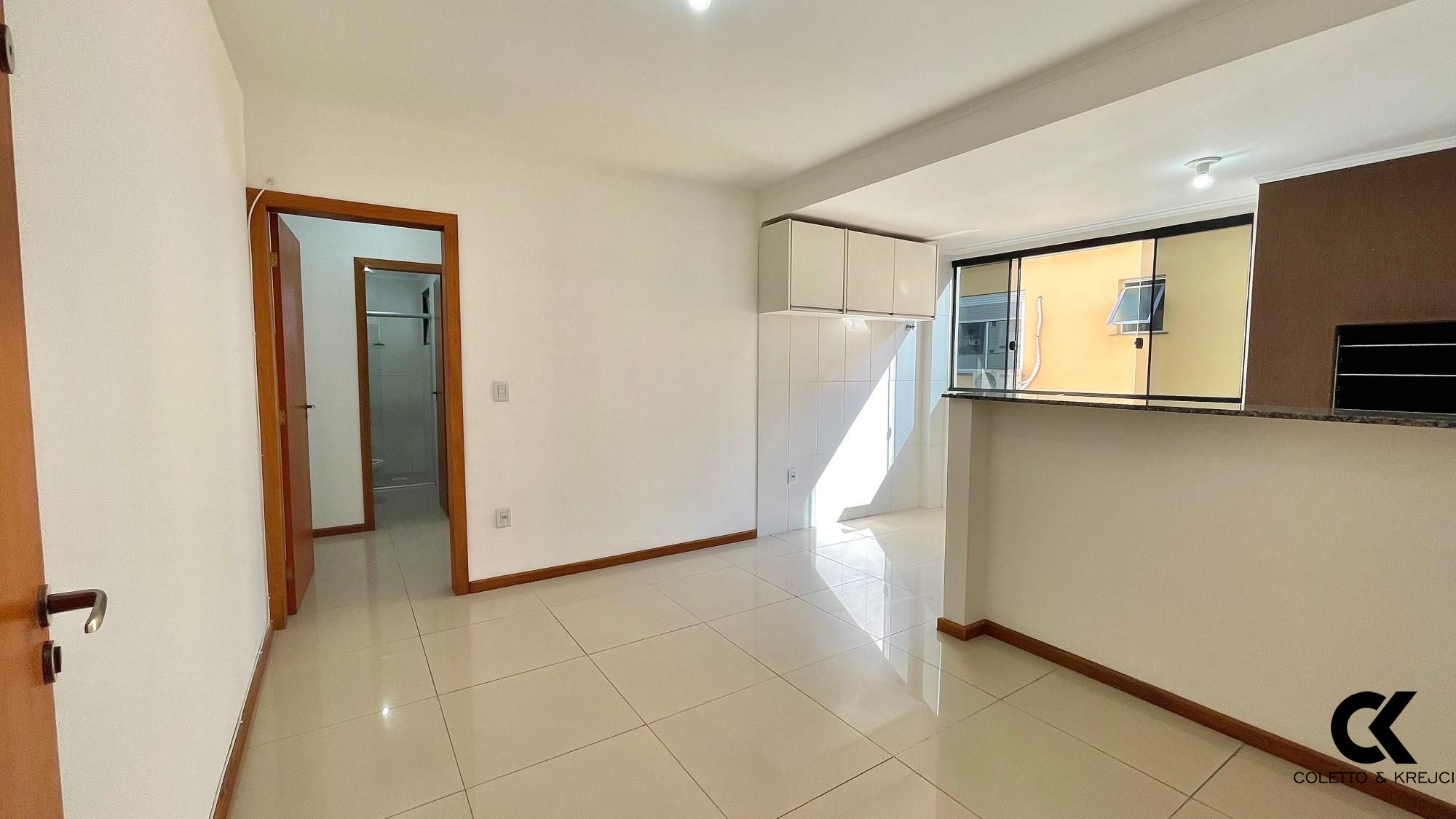 Apartamento à venda com 1 quarto, 48m² - Foto 2