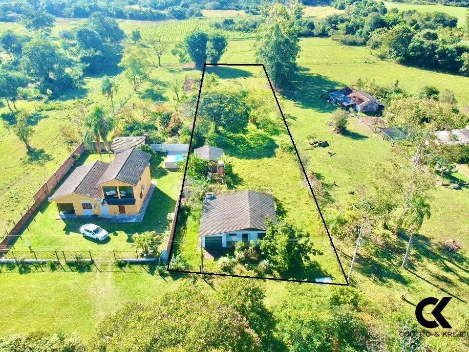 Chácara à venda com 2 quartos, 3000m² - Foto 2