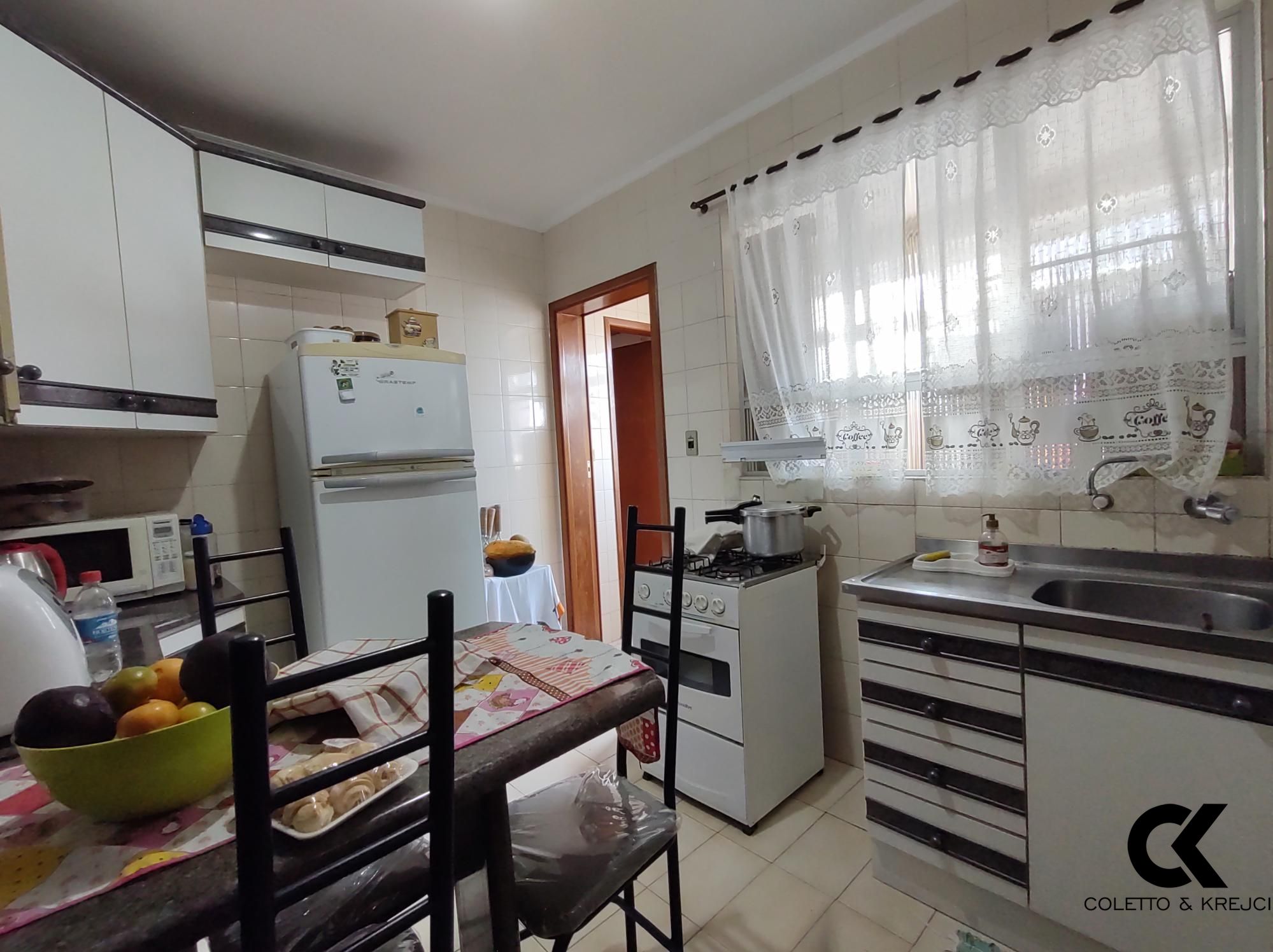 Apartamento à venda com 3 quartos, 85m² - Foto 11