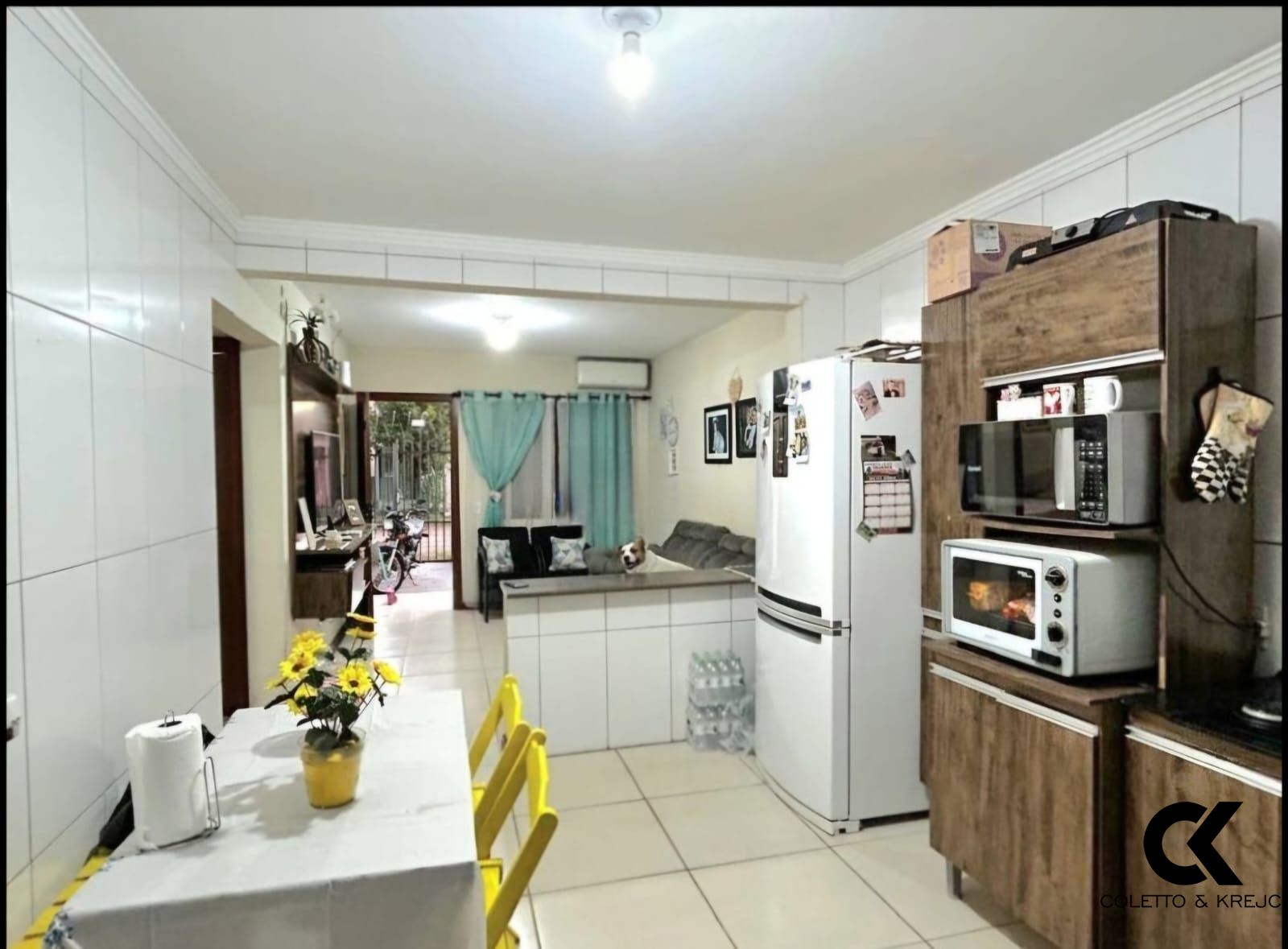 Casa à venda com 2 quartos, 69m² - Foto 2