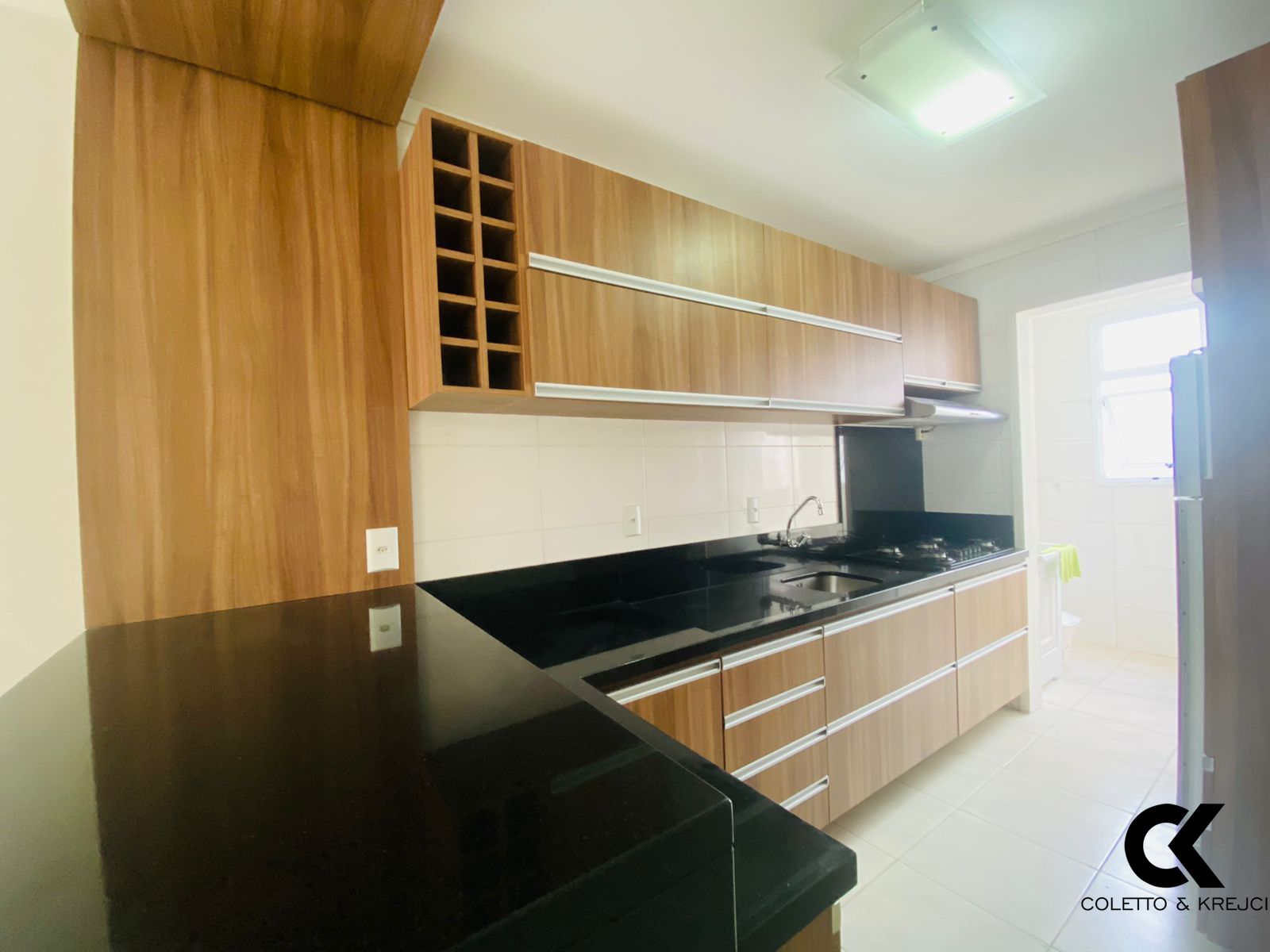 Apartamento à venda com 2 quartos, 76m² - Foto 5