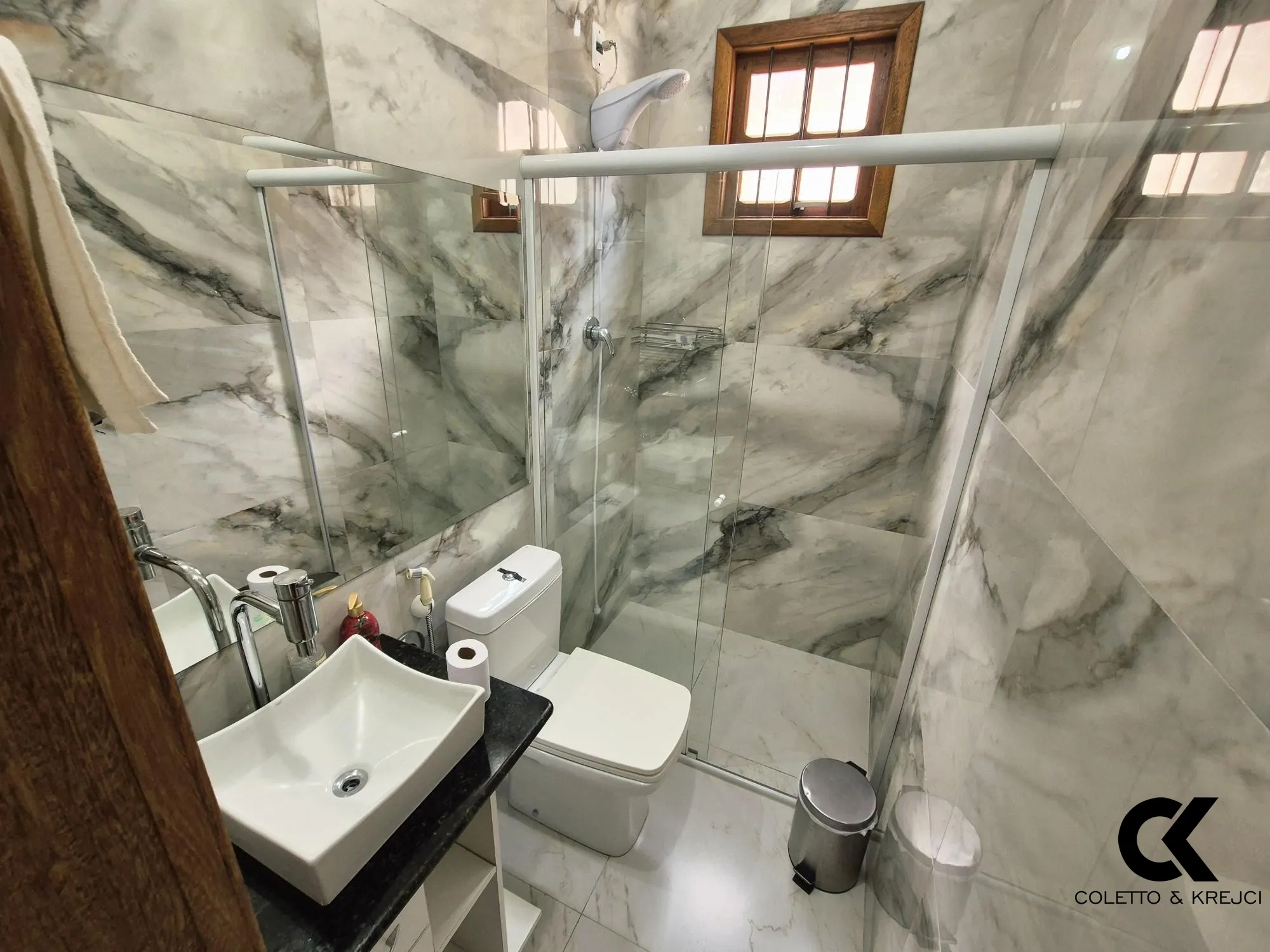 Casa, 3 quartos, 227 m² - Foto 9