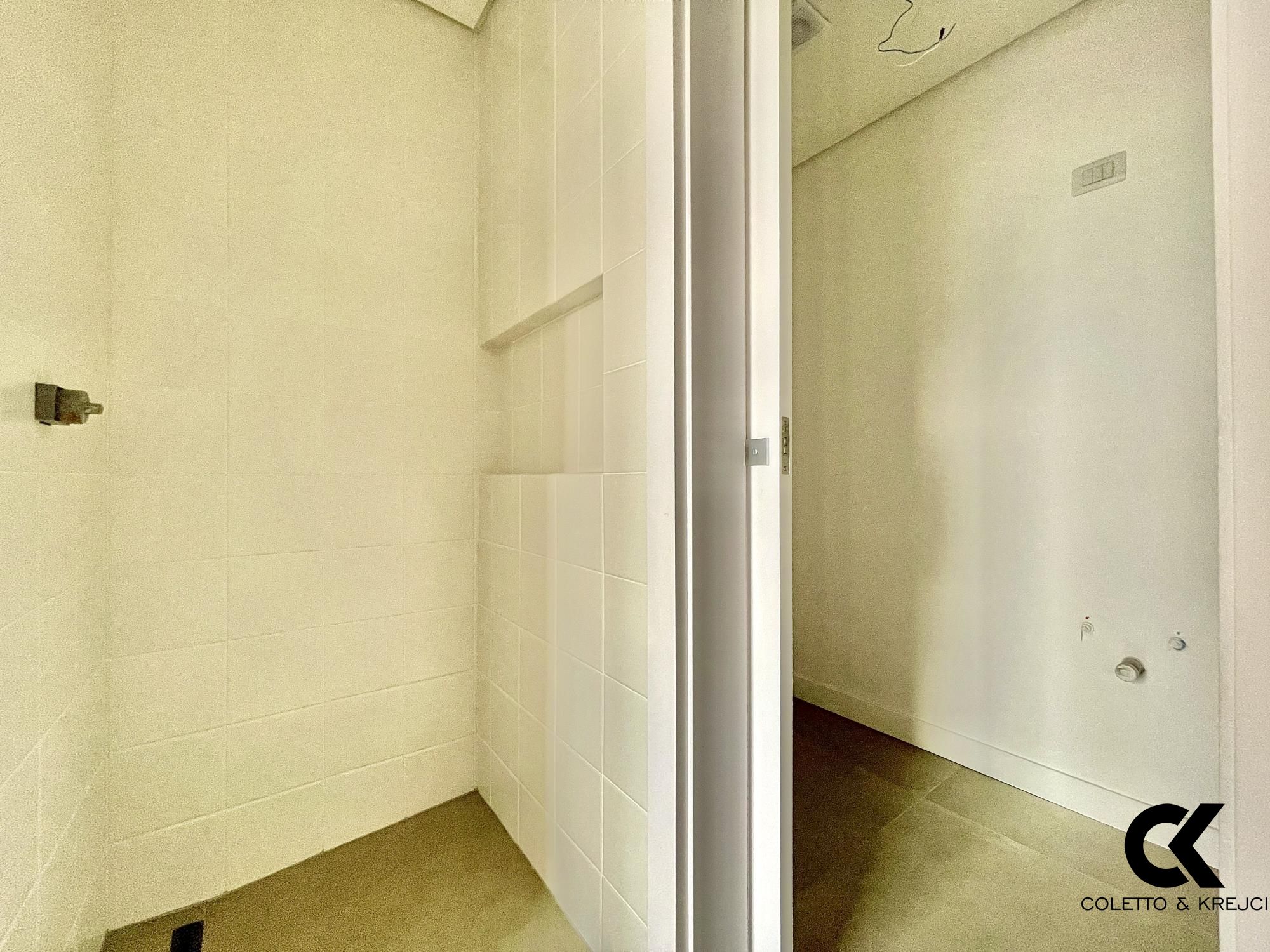 Apartamento à venda com 2 quartos, 66m² - Foto 27