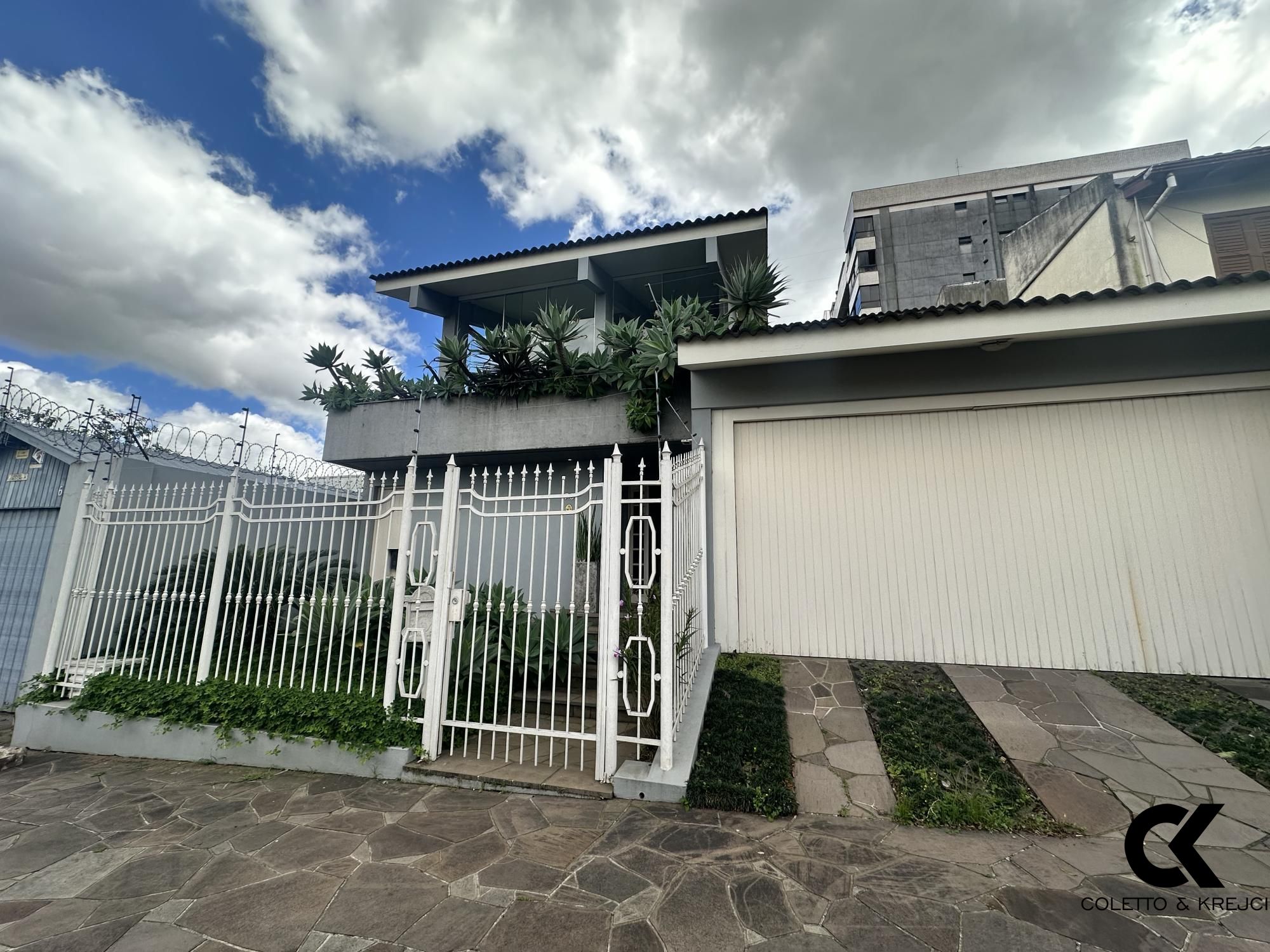 Casa, 4 quartos, 290 m² - Foto 24