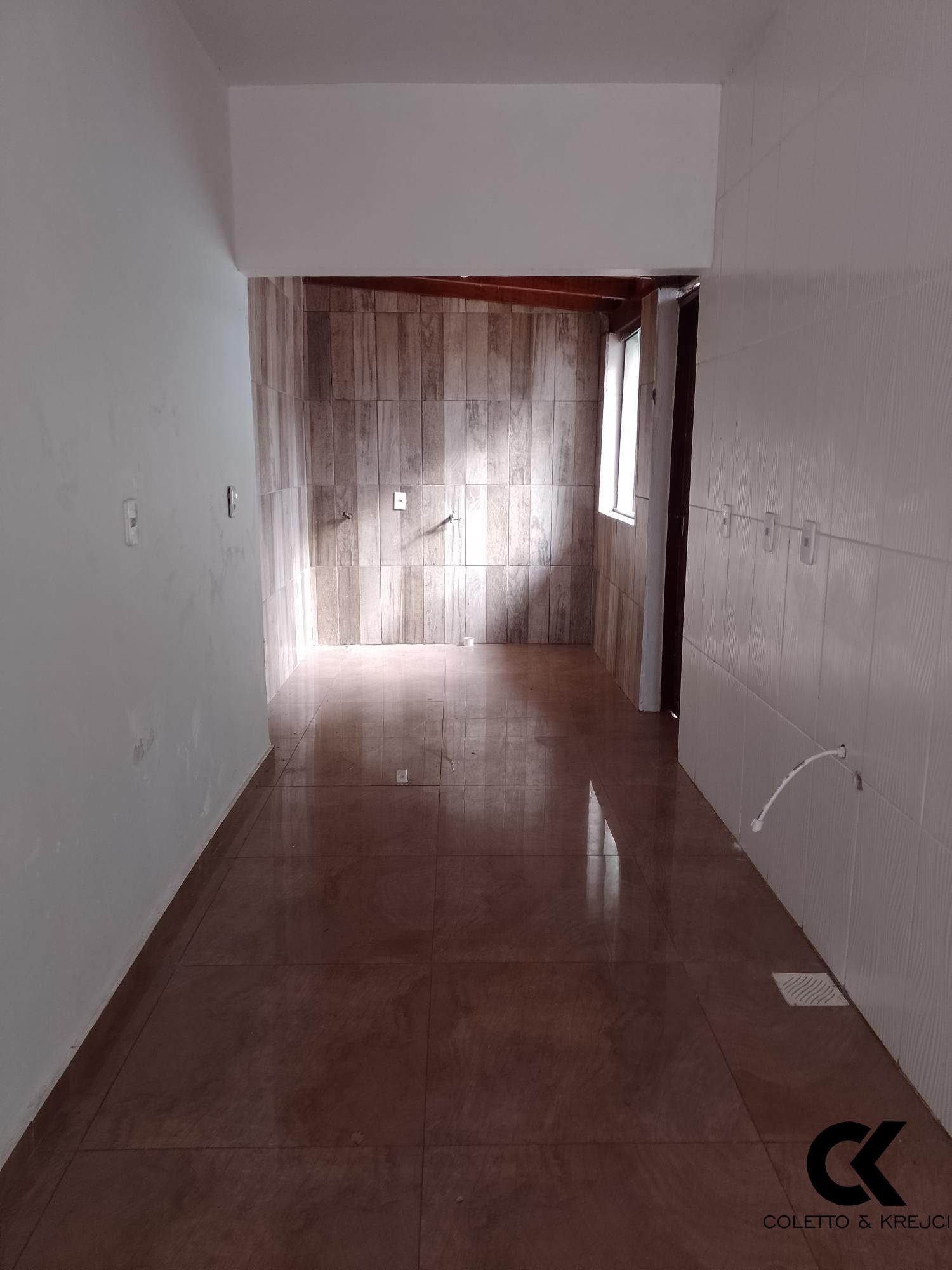 Casa à venda com 3 quartos, 81m² - Foto 6