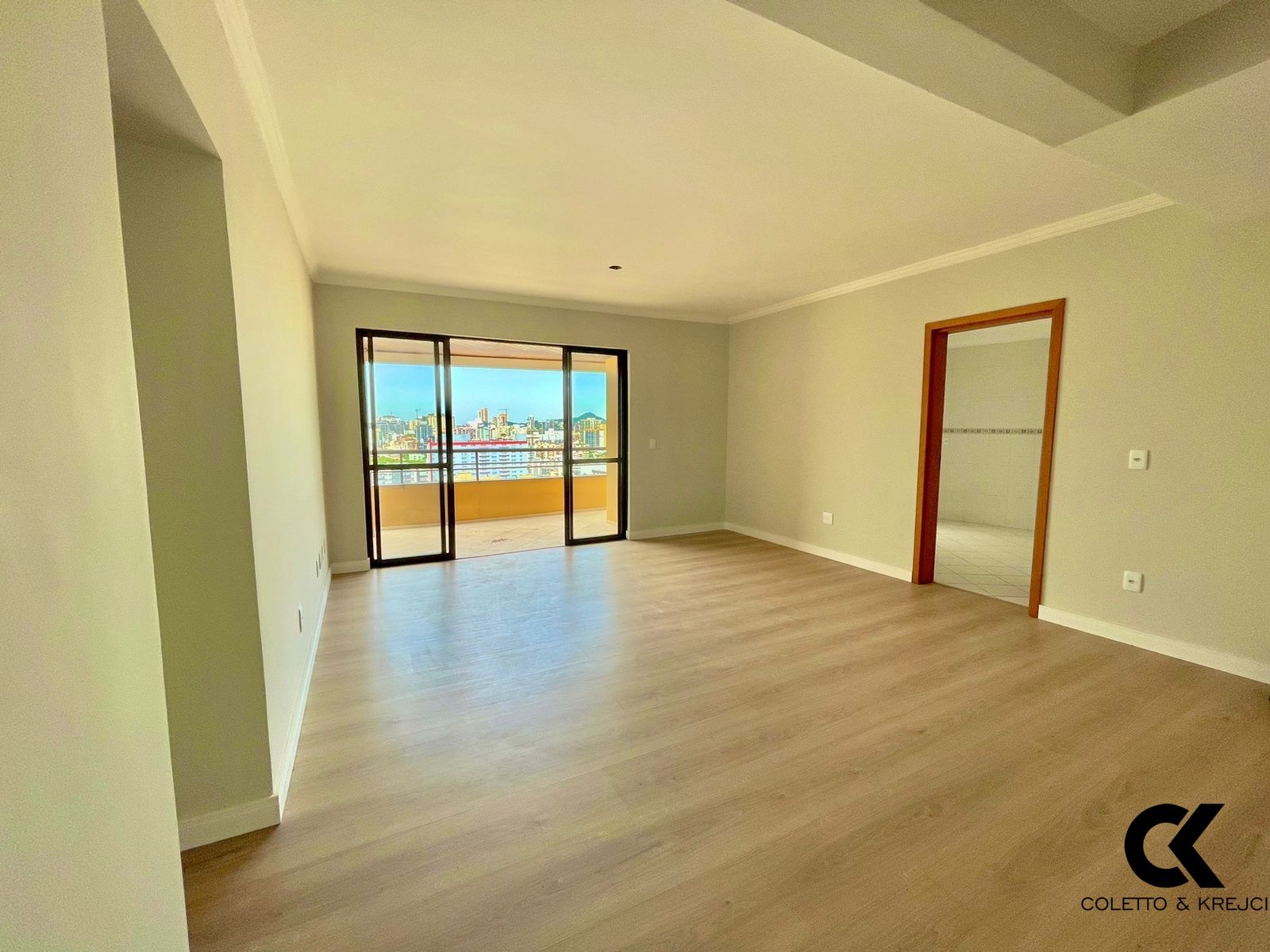 Cobertura, 4 quartos, 259 m² - Foto 2