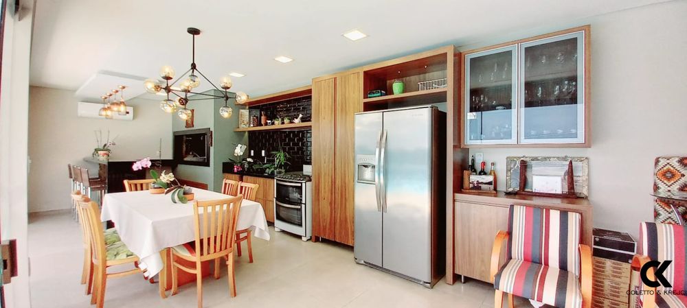 Casa, 3 quartos, 254 m² - Foto 8