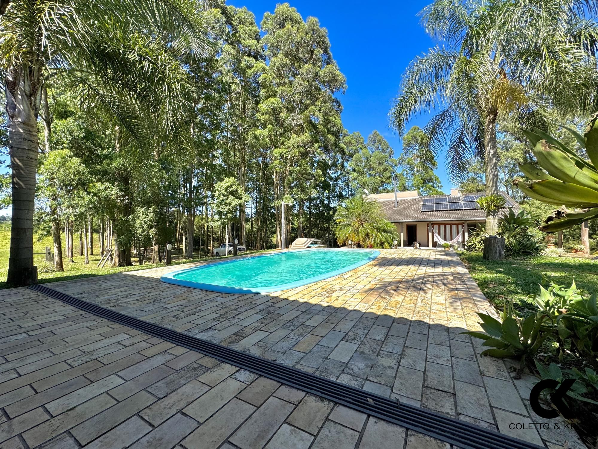 Chácara à venda com 2 quartos, 200m² - Foto 3