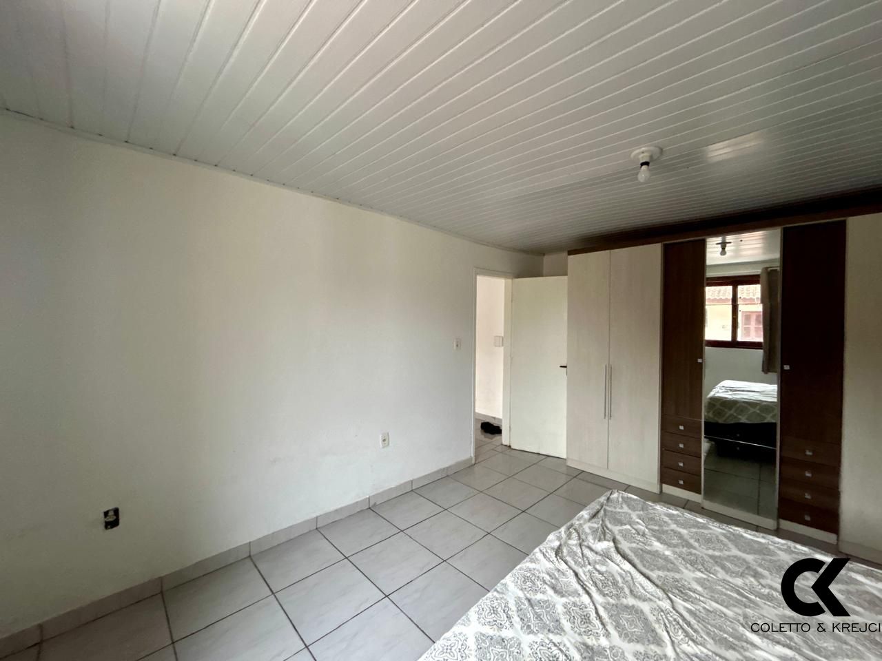 Casa à venda com 3 quartos, 68m² - Foto 13