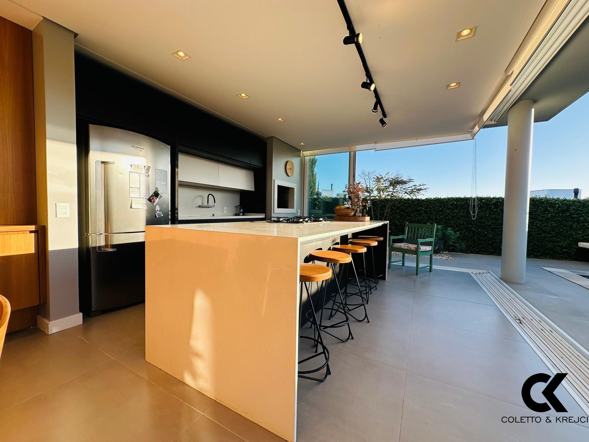 Casa de Condomínio à venda com 3 quartos, 298m² - Foto 6
