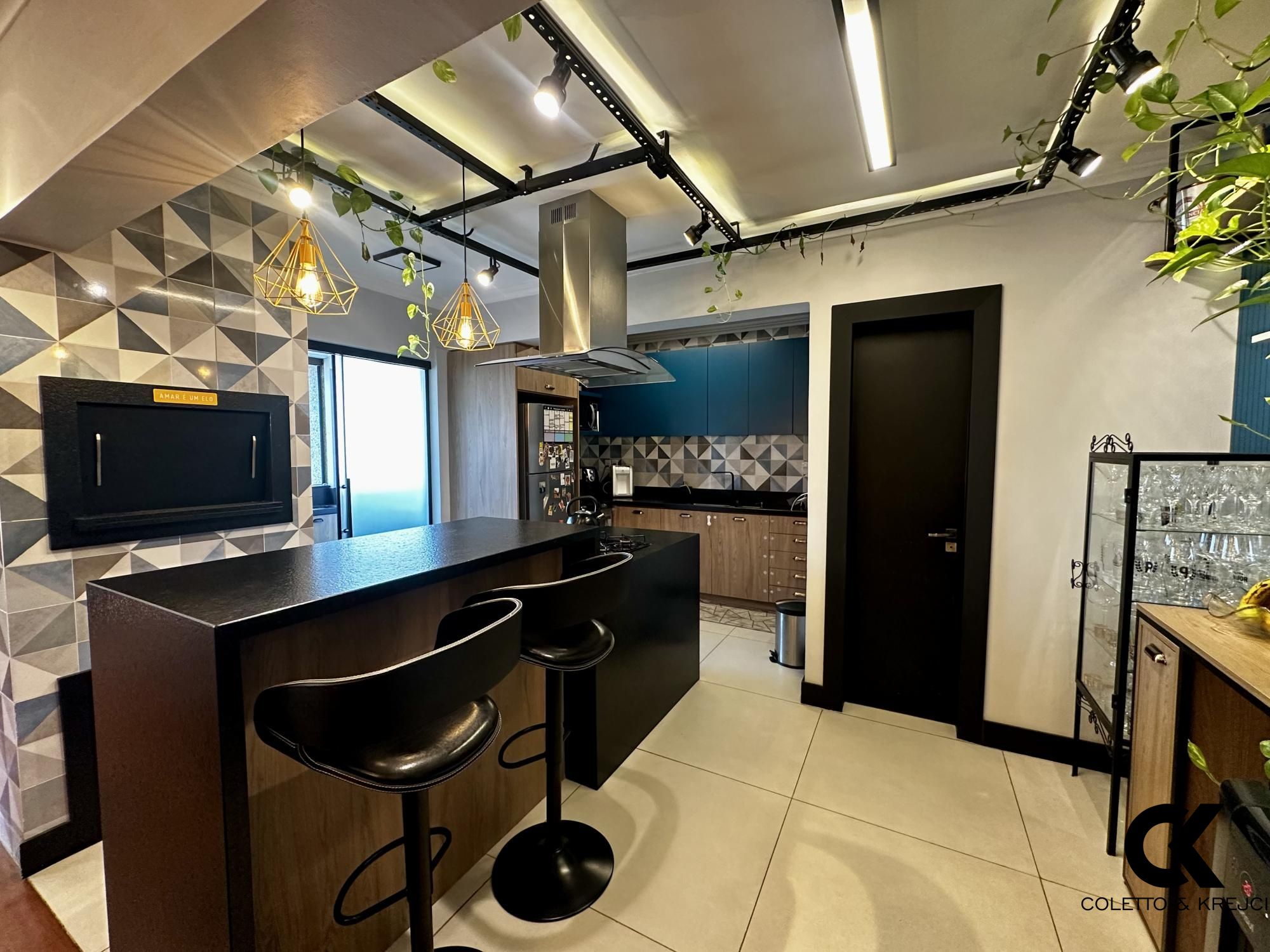 Apartamento, 2 quartos, 112 m² - Foto 1