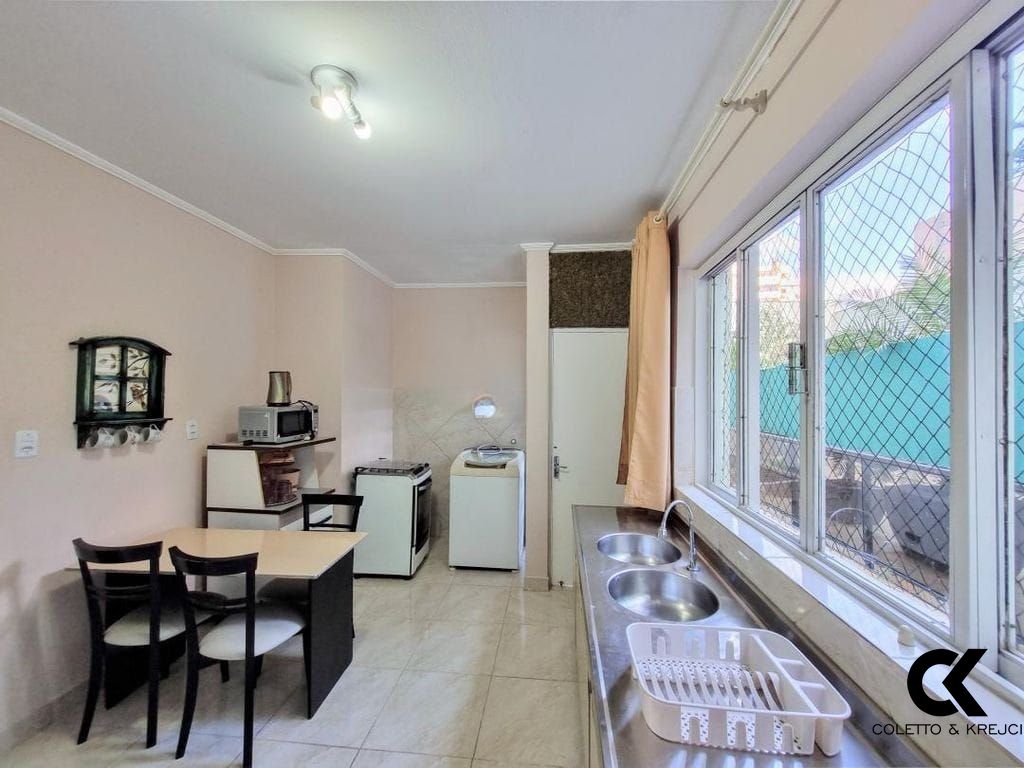 Apartamento à venda com 2 quartos, 106m² - Foto 5