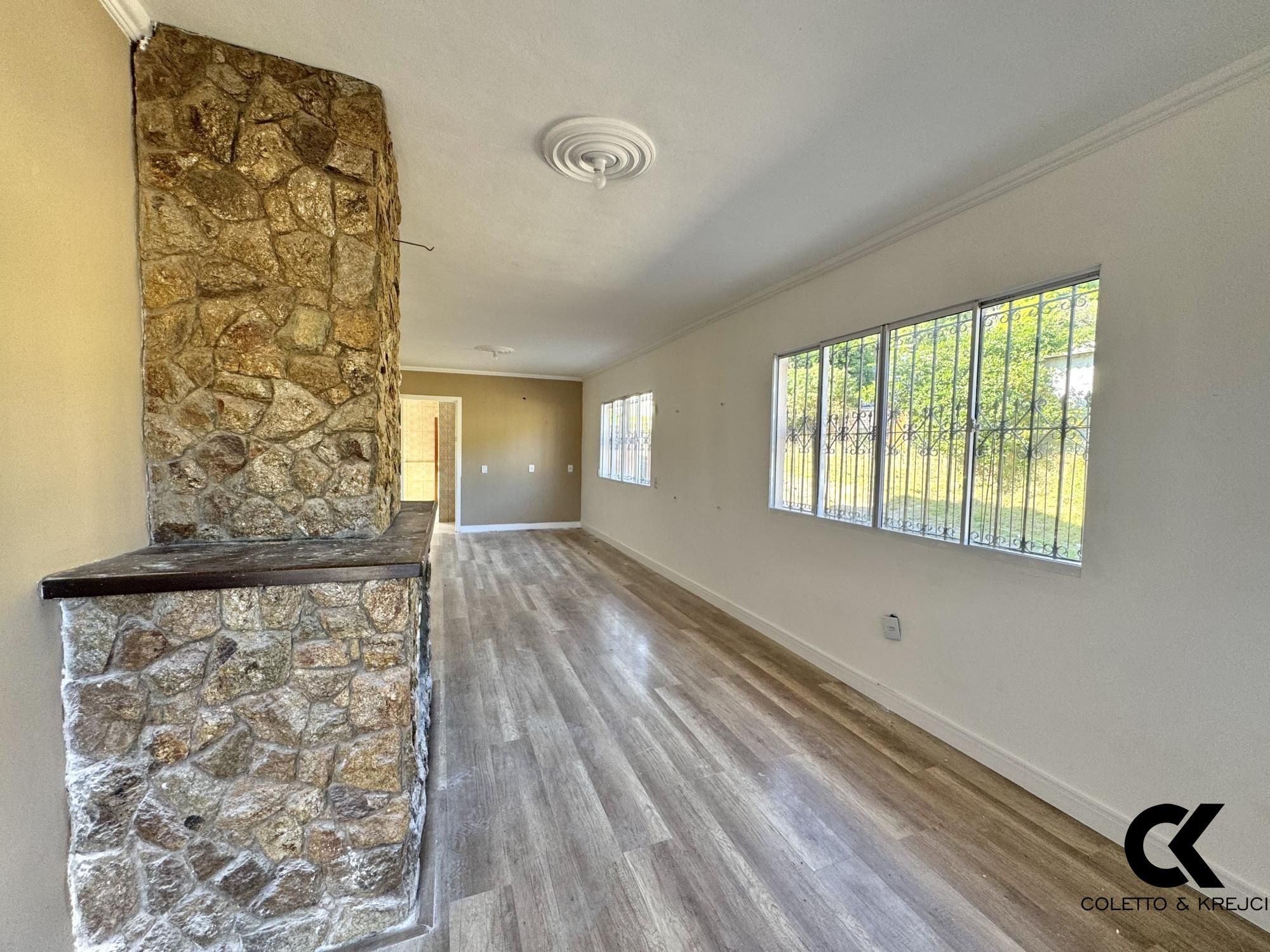 Casa, 3 quartos, 219 m² - Foto 4