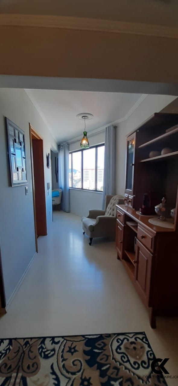 Apartamento à venda com 3 quartos, 115m² - Foto 7